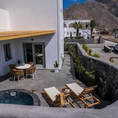 Olive Grove Emporio (Santorini)