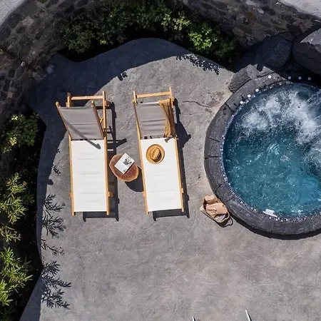 Villa Olive Grove Emporio (Santorini)