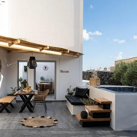 Villa Olive Grove Emporio (Santorini)