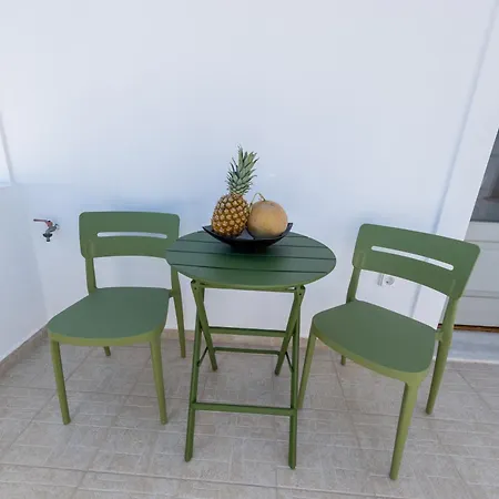 Villa Olive Grove Emporio (Santorini)