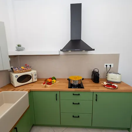 Olive Grove * Εμπορειό