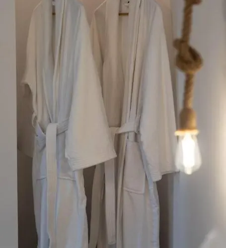 Olive Grove * Emporio (Santorini)