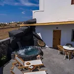 Olive Grove * Emporio (Santorini)