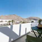 Olive Grove Вилла Emporio (Santorini)
