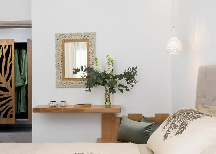 Olive Grove Vila Emporio (Santorini)