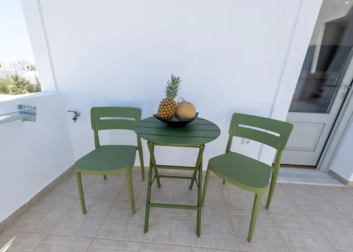 Vila Olive Grove Emporio (Santorini)